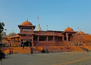 Mangalnath Temple Ujjain entrance and surroundings